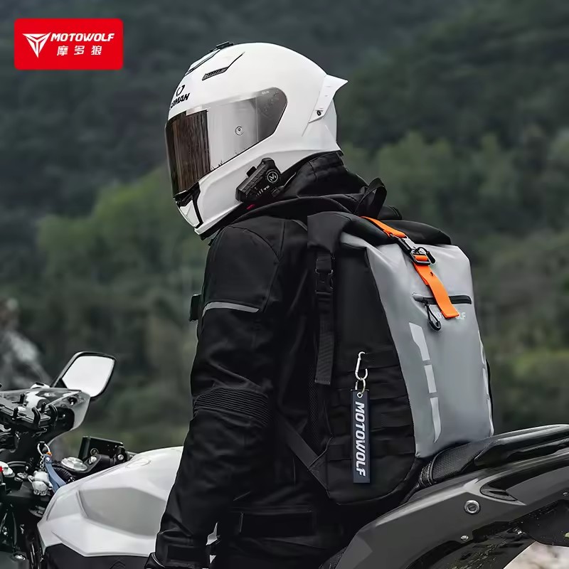 Motowolf Zaino da moto imperme - Motorcycle Gear Backpack recensione e prezzo
